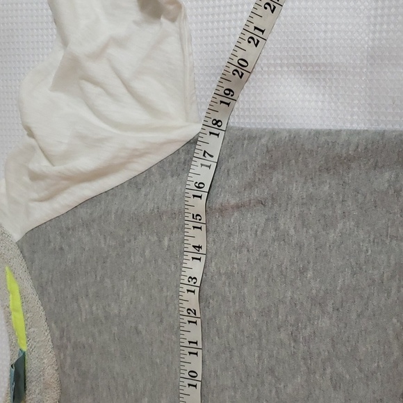 C & C California. Gray & White Sweatshirt Dress; Drop Drawstring Waist.  Size S - Picture 9 of 14